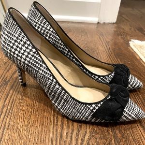 Ann Taylor Houndstooth Heels size 6.5